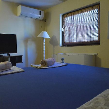 Hostel Bed N Beer Beograd Bagian luar foto