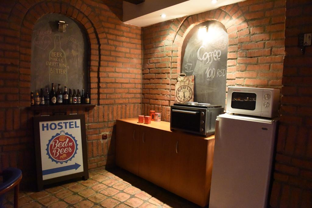 Hostel Bed N Beer Beograd Bagian luar foto